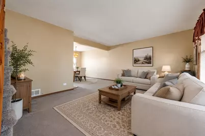 793 Santa Fe Court, Carol Stream, IL 60188 - Photo 5