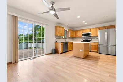 2202 Mulberry Road, Joliet, IL 60432 - Photo 5