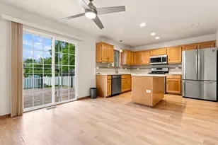 2202 Mulberry Rd, Joliet, IL 60432 - Photo 5