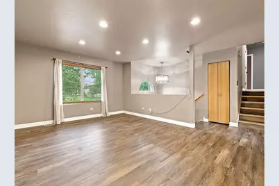 2202 Mulberry Road, Joliet, IL 60432 - Photo 3