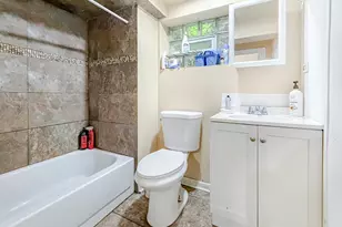 3220 W 65th Pl, Chicago, IL 60629 - Photo 9