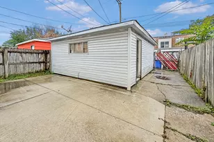 3220 W 65th Pl, Chicago, IL 60629 - Photo 29