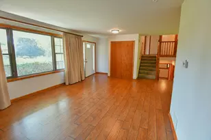 42886 N Washington Ave, Winthrop Harbor, IL 60096 - Photo 3