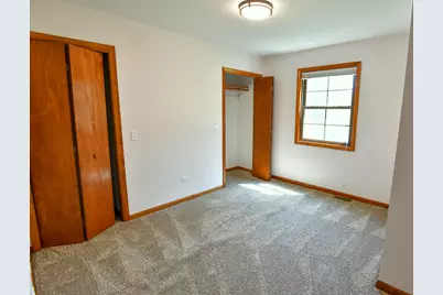 42886 N Washington Avenue, Winthrop Harbor, IL 60096 - Photo 13