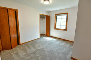 42886 N Washington Ave, Winthrop Harbor, IL 60096 - Photo 13