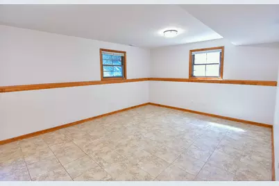 42886 N Washington Avenue, Winthrop Harbor, IL 60096 - Photo 17