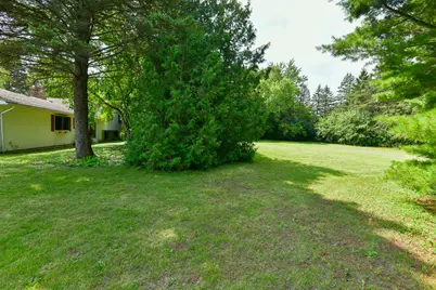 42886 N Washington Avenue, Winthrop Harbor, IL 60096 - Photo 23