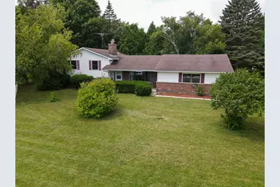 42886 N Washington Avenue, Winthrop Harbor, IL 60096 - Photo 1