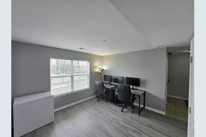 208 Wildflower Street, Des Plaines, IL 60016 - Photo 21