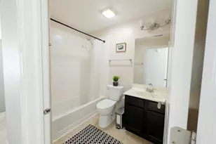 208 Wildflower St, Des Plaines, IL 60016 - Photo 19