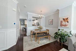 208 Wildflower St, Des Plaines, IL 60016 - Photo 7