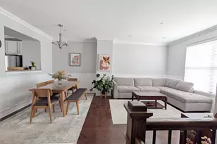 208 Wildflower St, Des Plaines, IL 60016 - Photo 5
