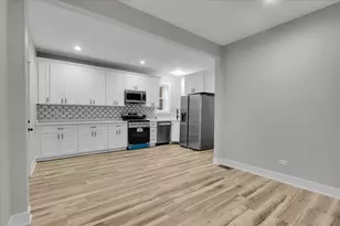 7026 S Eberhart Ave, Chicago, IL 60637 - Photo 25
