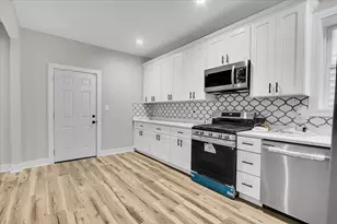 7026 S Eberhart Ave, Chicago, IL 60637 - Photo 21