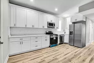 7026 S Eberhart Ave, Chicago, IL 60637 - Photo 33