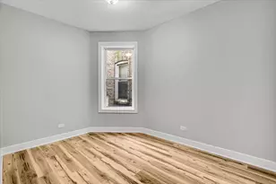 7026 S Eberhart Ave, Chicago, IL 60637 - Photo 17