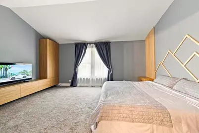 1863 W White Oak Street #1863, Arlington Heights, IL 60005 - Photo 7