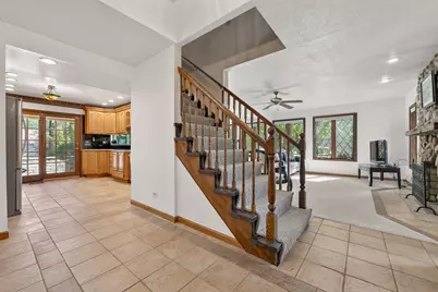 4511 Hanover Drive, Crystal Lake, IL 60012 - Photo 5