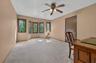 4511 Hanover Dr, Crystal Lake, IL 60012 - Photo 35