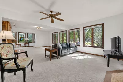 4511 Hanover Drive, Crystal Lake, IL 60012 - Photo 7