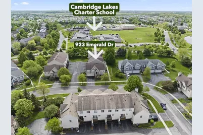 923 Emerald Drive, Pingree Grove, IL 60140 - Photo 3