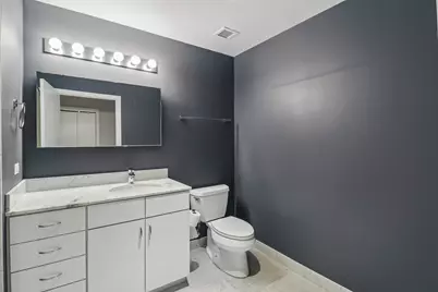 860 W Blackhawk Street, Chicago, IL 60642 - Photo 9