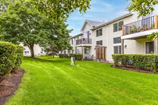 985 Huntington Dr, Elk Grove Village, IL 60007 - Photo 23