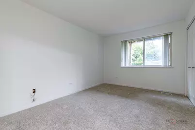 985 Huntington Drive #985, Elk Grove Village, IL 60007 - Photo 17