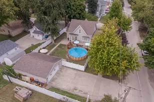 921 N Plum St, Pontiac, IL 61764 - Photo 5