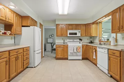 23853 Hazel Road, Sterling, IL 61081 - Photo 9