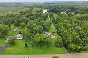 23853 Hazel Rd, Sterling, IL 61081 - Photo 25