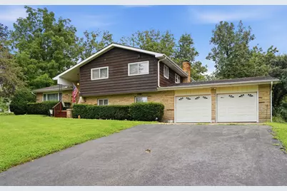 23853 Hazel Road, Sterling, IL 61081 - Photo 3