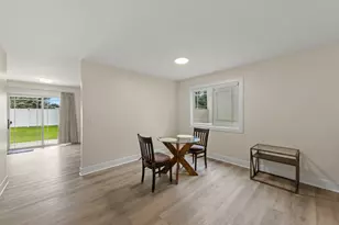 306 Drake Ct, Bolingbrook, IL 60490 - Photo 7