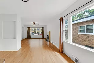 1749 E 71st Pl, Chicago, IL 60649 - Photo 3