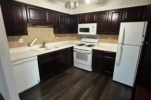 1100 E Randville Dr, Palatine, IL 60074 - Photo 5