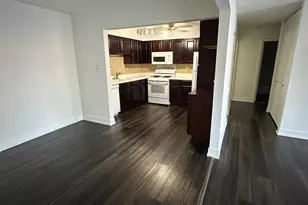 1100 E Randville Dr, Palatine, IL 60074 - Photo 7