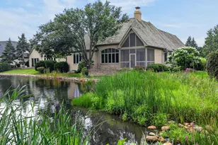 46 Forest Gate Cir, Oak Brook, IL 60523 - Photo 3