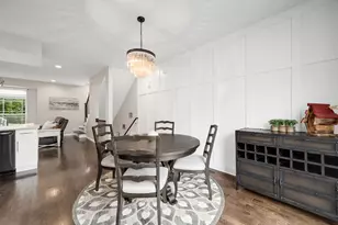 17902 Oak Park Ave, Tinley Park, IL 60477 - Photo 9