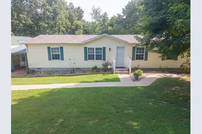 572 Gerrish Road, Patoka, IL 62875 - Photo 1