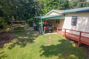 572 Gerrish Rd, Patoka, IL 62875 - Photo 47