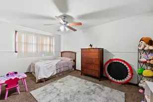 8830 W Lotus Dr, Hickory Hills, IL 60457 - Photo 27