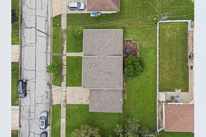 8830 W Lotus Drive, Hickory Hills, IL 60457 - Photo 11