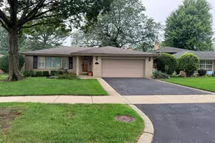 810 S We Go Trail, Mount Prospect, IL 60056 - Photo 1