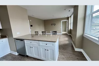 12 S 3rd Street #B, Saint Charles, IL 60174 - Photo 9