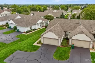 13708 Briargate Dr, Huntley, IL 60142 - Photo 5