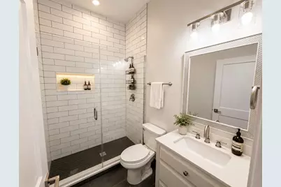 4819 Main Street #204, Skokie, IL 60077 - Photo 9