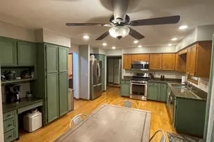2137 St James Ave, Belvidere, IL 61008 - Photo 7