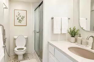 110 W Butterfield Rd, Elmhurst, IL 60126 - Photo 9