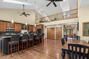 6008 Tomlinson Dr, McHenry, IL 60050 - Photo 3