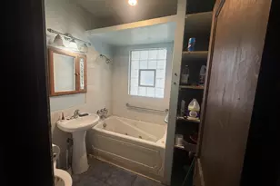 8542 S Elizabeth St, Chicago, IL 60620 - Photo 7